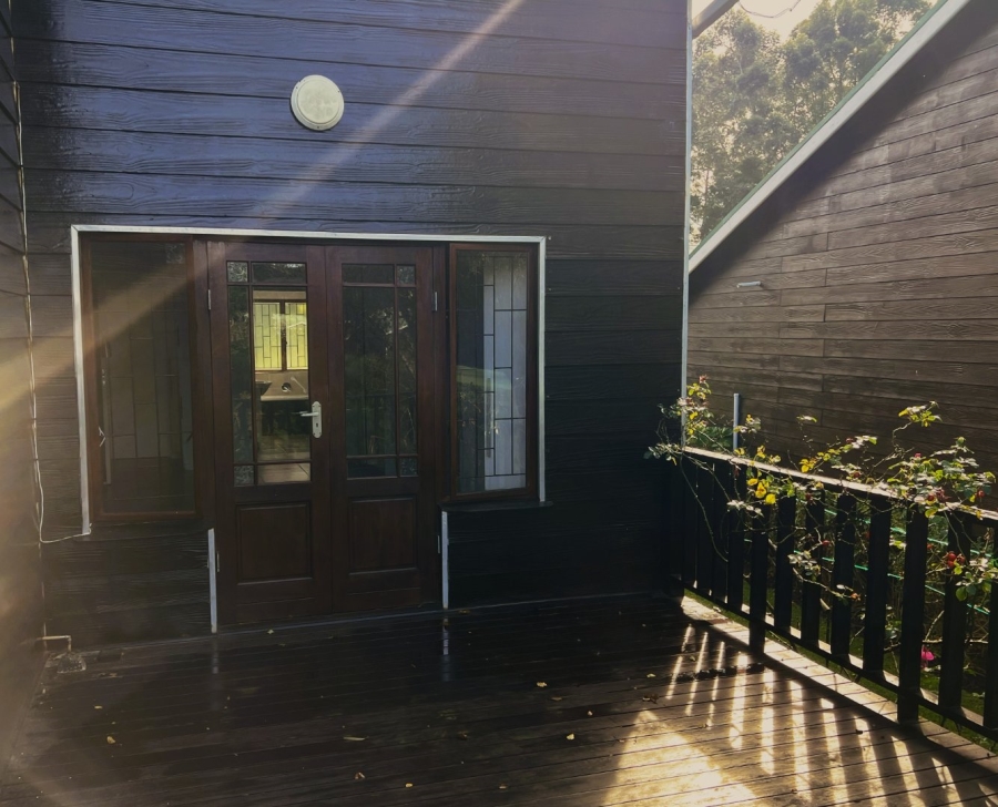 2 Bedroom Property for Sale in Harkerville A H Western Cape